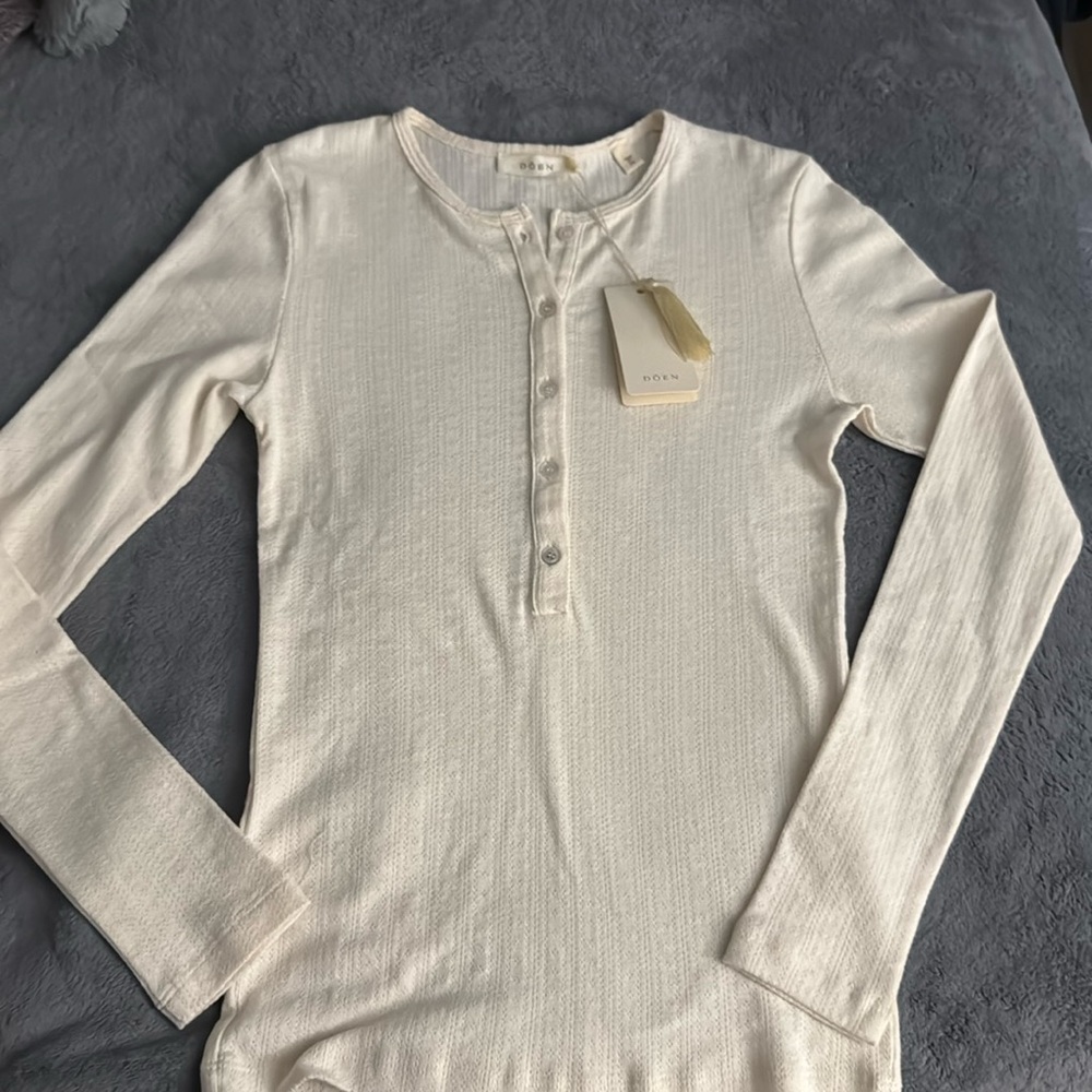 Long sleeve top